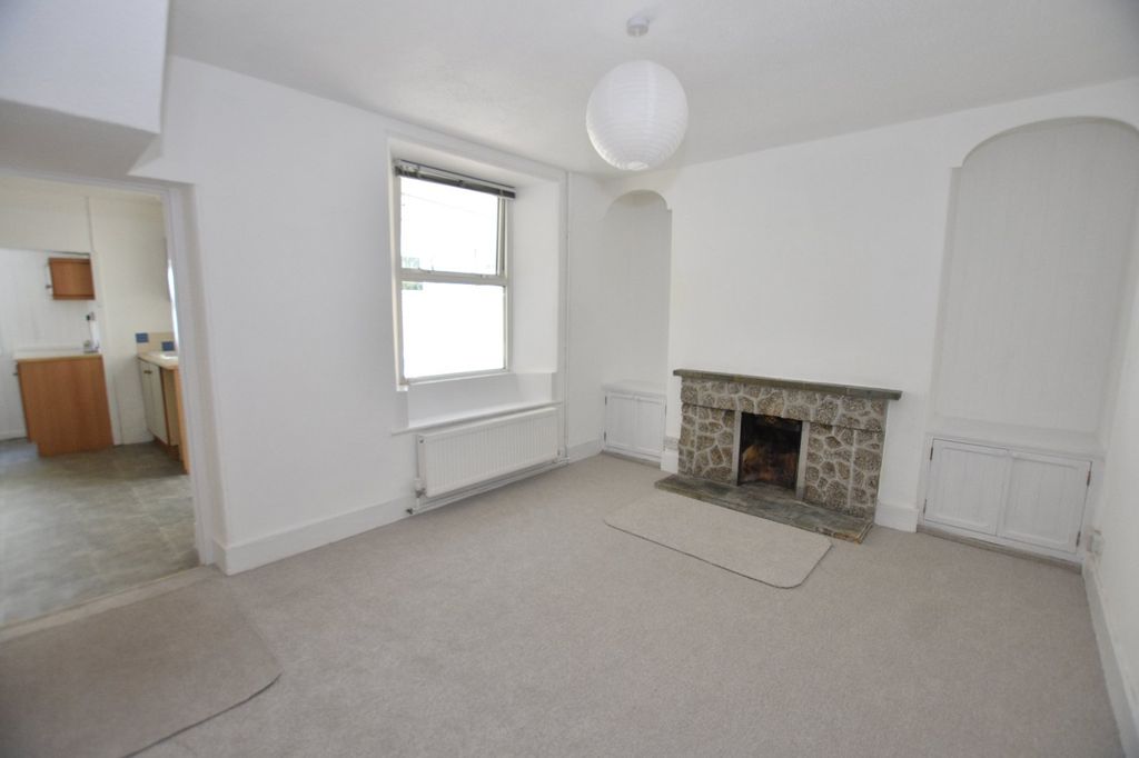 Property photo 3 of 21 Picture No. 12