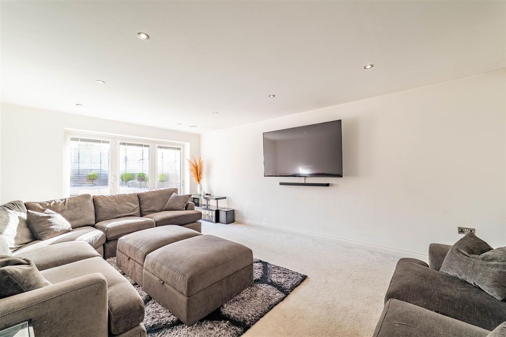 Additional image 8 of 4 bed detached house for saleHampton Grove, Leyland PR25