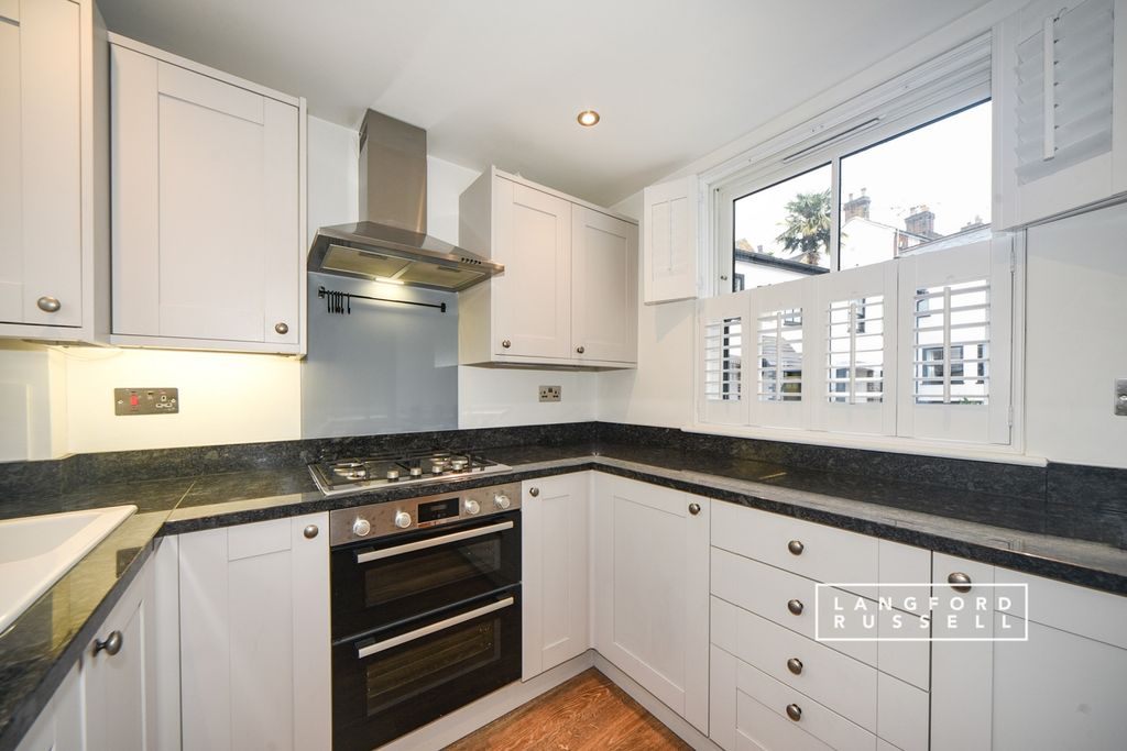 Property photo 3 of 9 881Ca9d8-B505-F11...