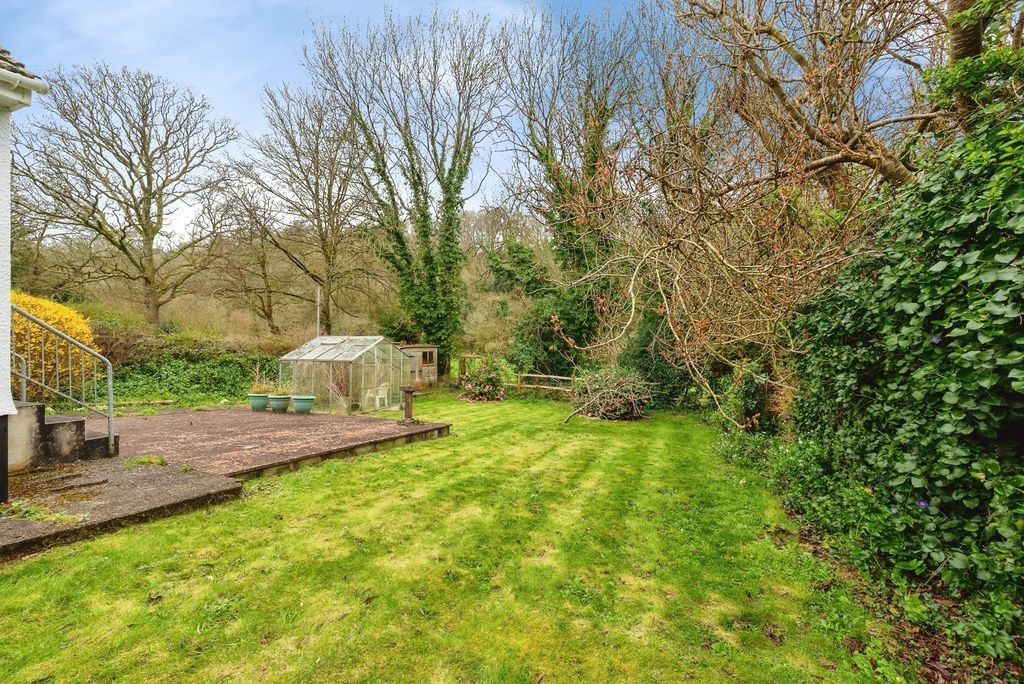 Property photo 2 of 16 Pbox-Img.Jpg