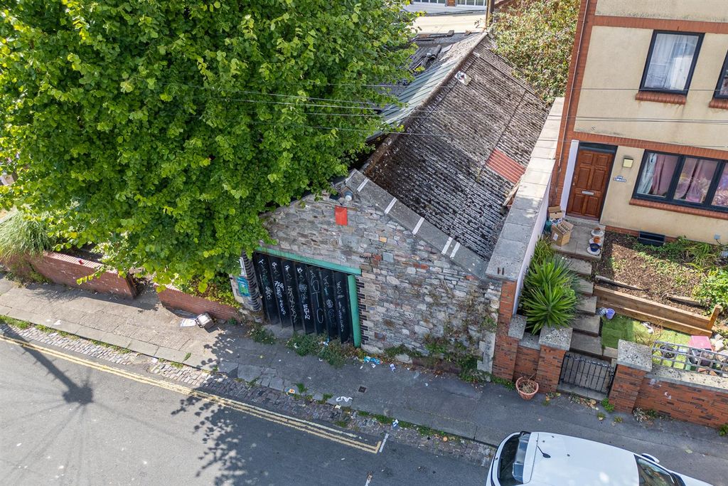 Property photo 1 of 27 3A Richmond Road, Montpelier, Bristol Bs6 5En | Fr