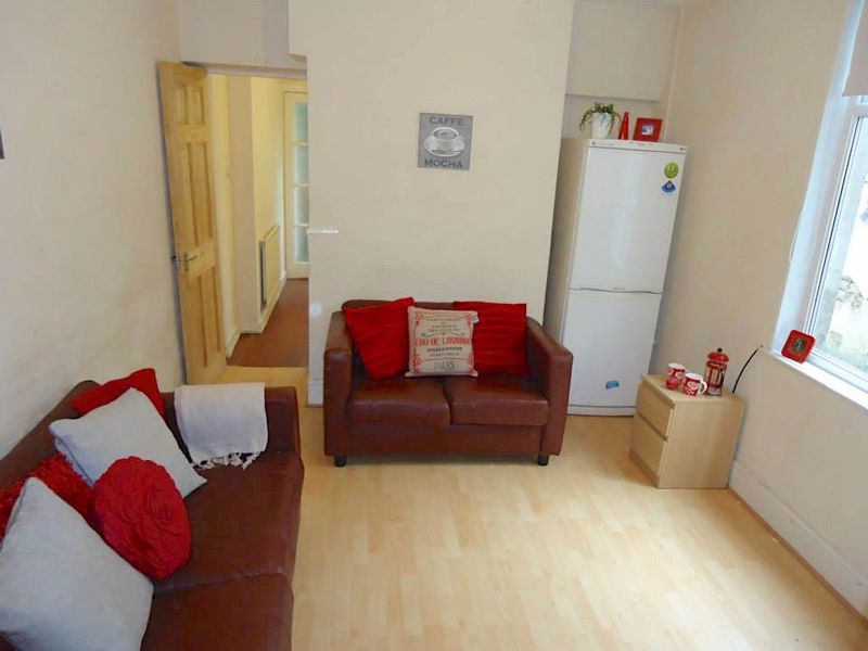 Property photo 2 of 8 Photo 2