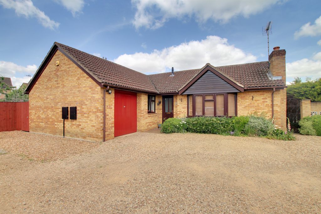 Property photo 1 of 18