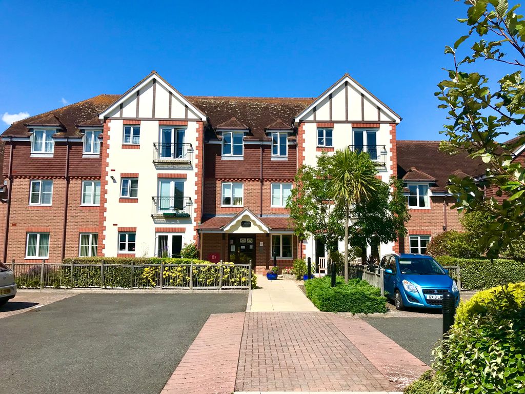 Property photo 1 of 10 18 Pegasus Court Front