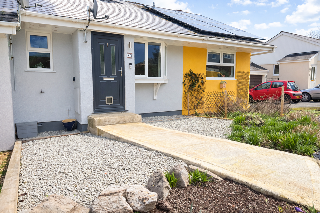 Property photo 1 of 18 Ext Front