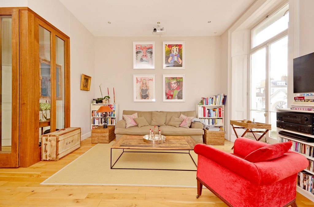 Property photo 1 of 16
