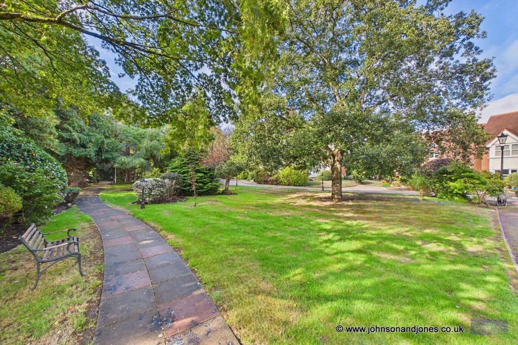 Property photo 2 of 19 2 Grounds.Jpg