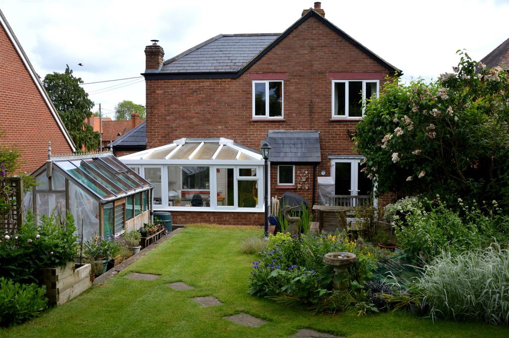 Property photo 1 of 20