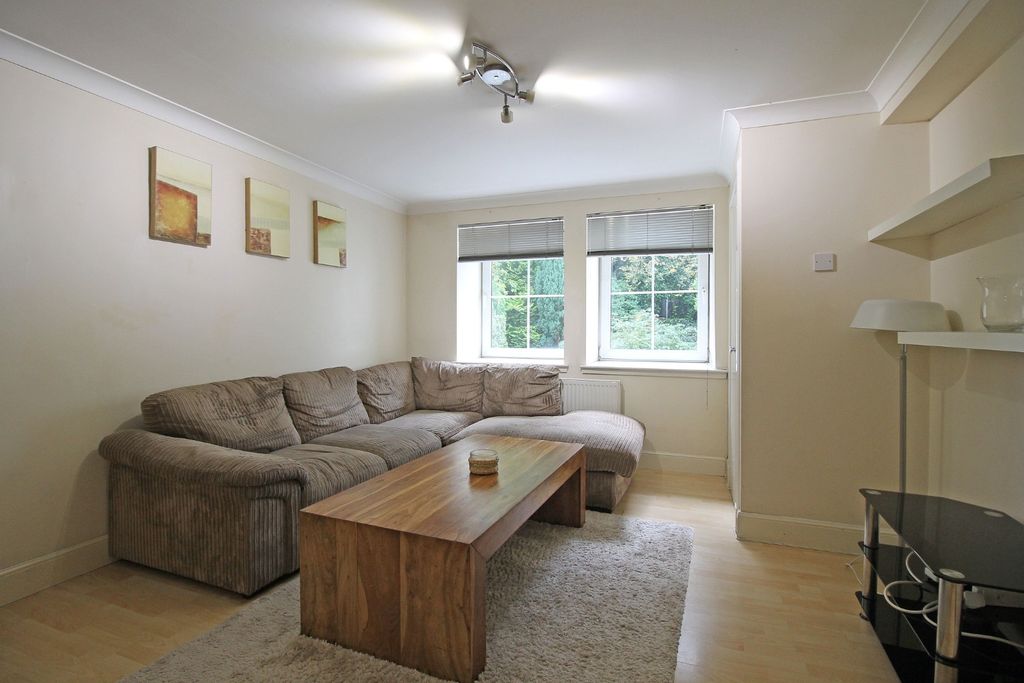 Property photo 3 of 9