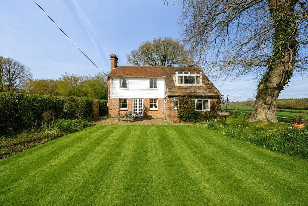 Property photo 2 of 18