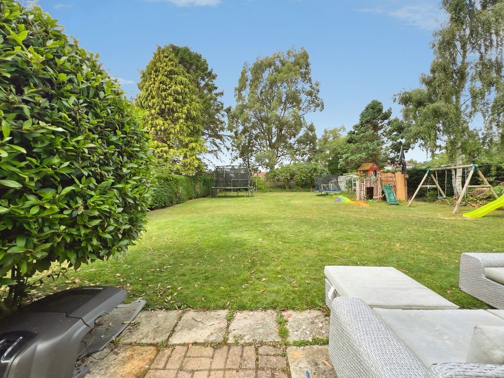 Property photo 2 of 36 Photo 21