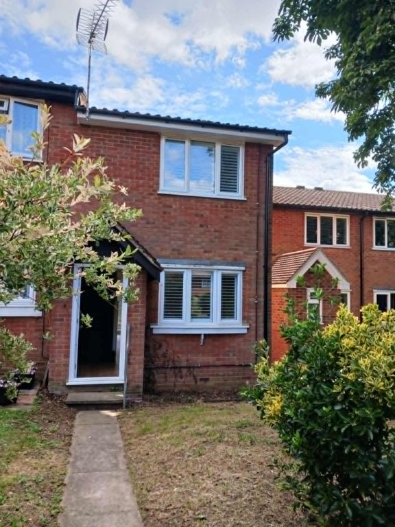 Property photo 1 of 12