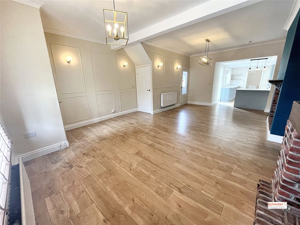 Property photo 3 of 18 Picture No. 27