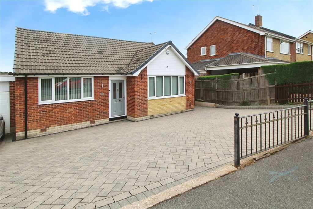 Property photo 1 of 11 Front