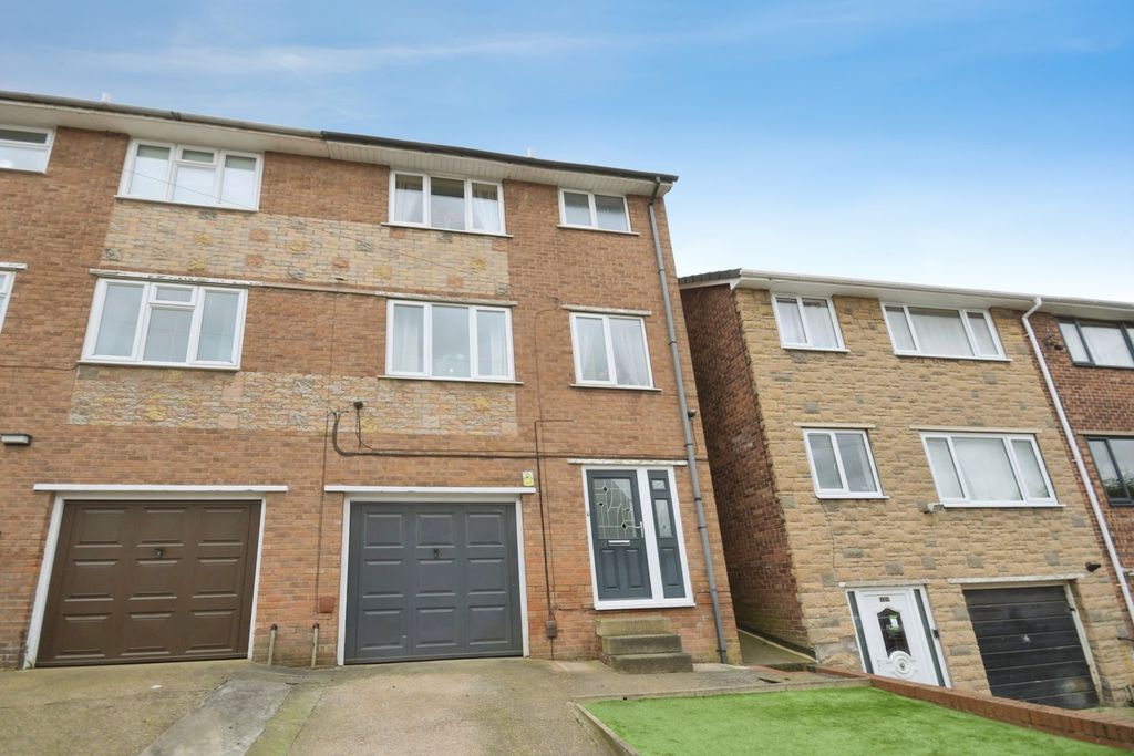 Property photo 1 of 16 Pbox-Img.Jpg