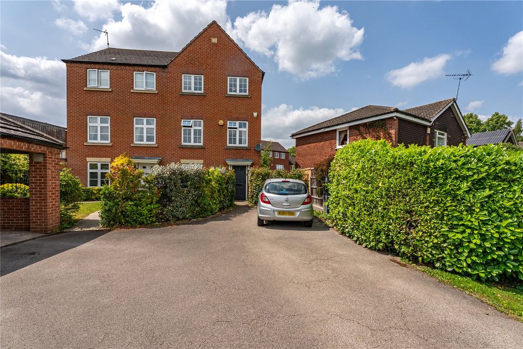 Property photo 1 of 24 Picture No. 35