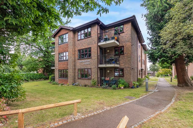Property photo 1 of 18 External