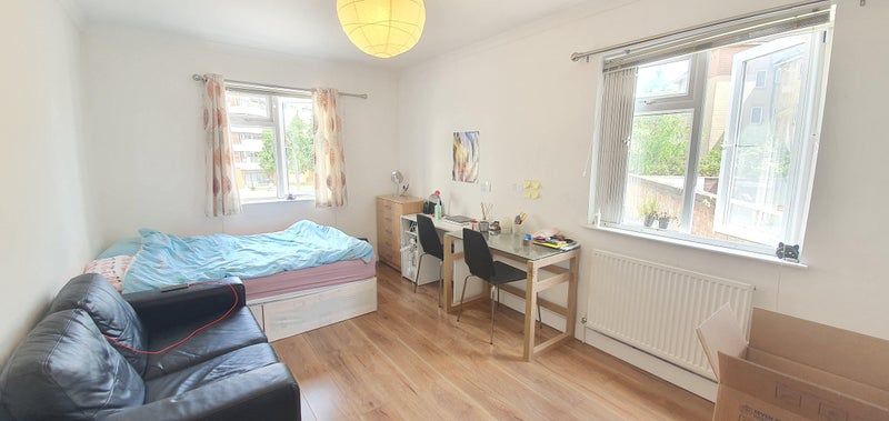 Property photo 1 of 3