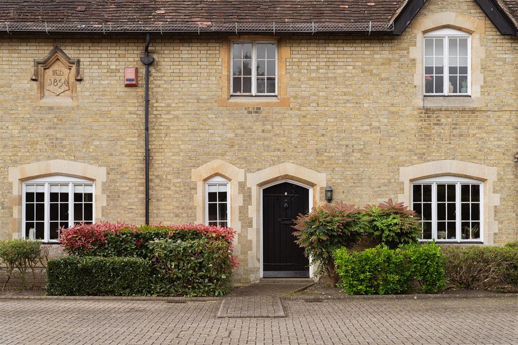 Additional image 19 of 2 bed terraced house for saleWarrenne Way, Reigate RH2