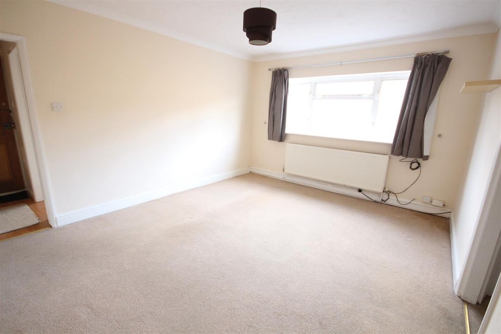Property photo 2 of 4
