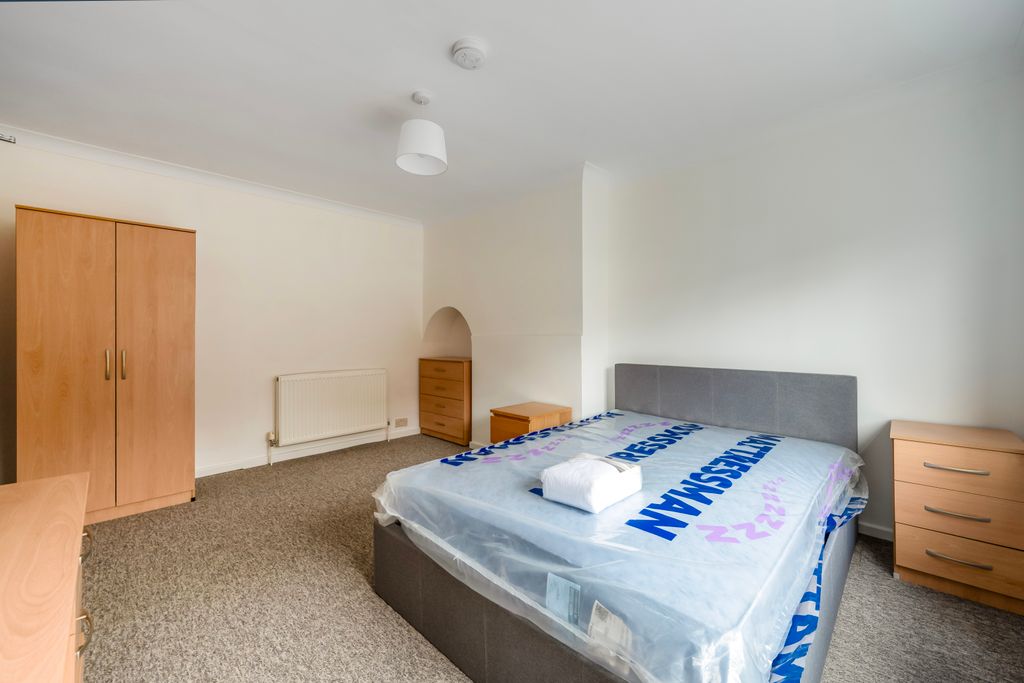 Property photo 2 of 20 Dsc_3350 Copy