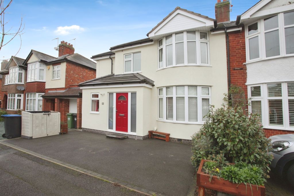 Property photo 2 of 30