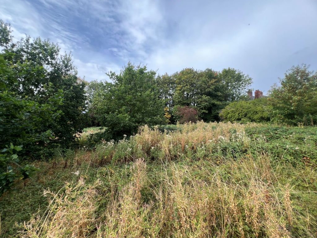 Property photo 3 of 4