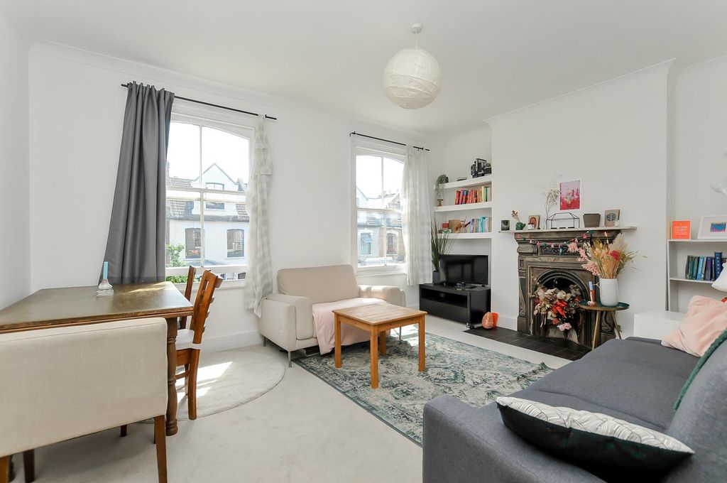 Property photo 1 of 11 7.Jpg