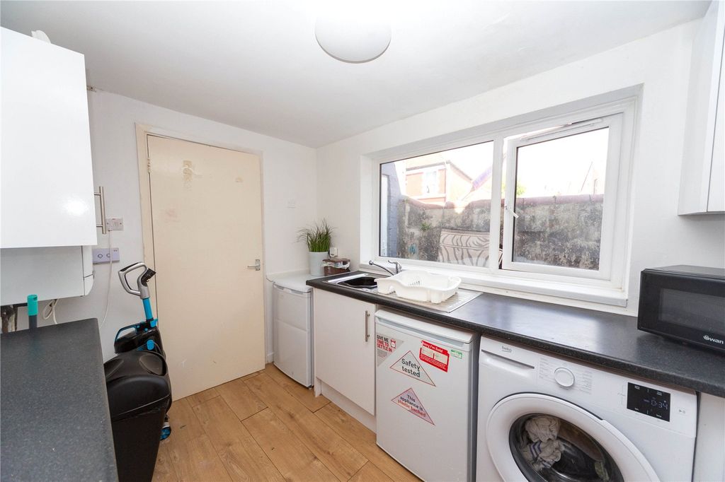 Additional image 4 of 1 bed semi-detached house for saleCourtenay Road, Splott CF24
