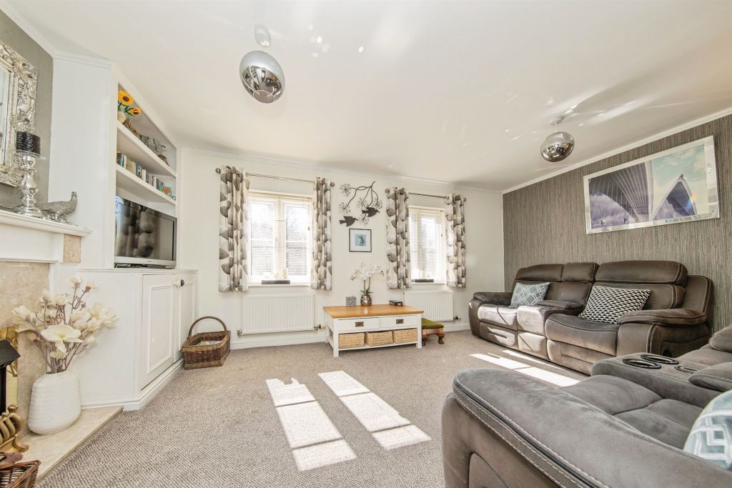 Property photo 3 of 18