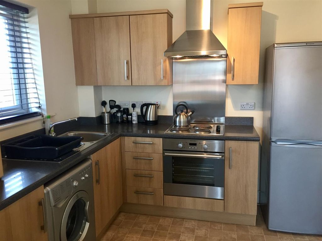 Property photo 3 of 9 Open Plan Living Room And Kitchen