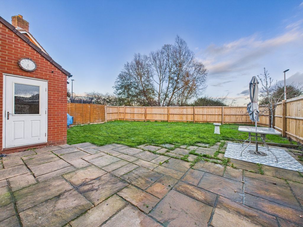 Property photo 2 of 26