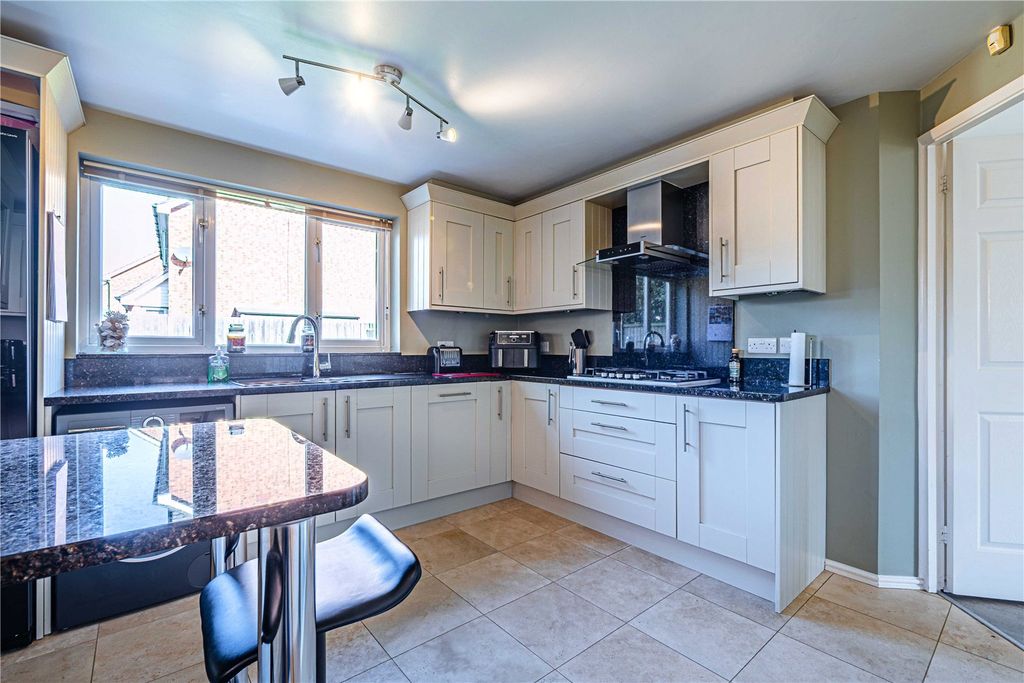 Property photo 2 of 19 Picture No. 07