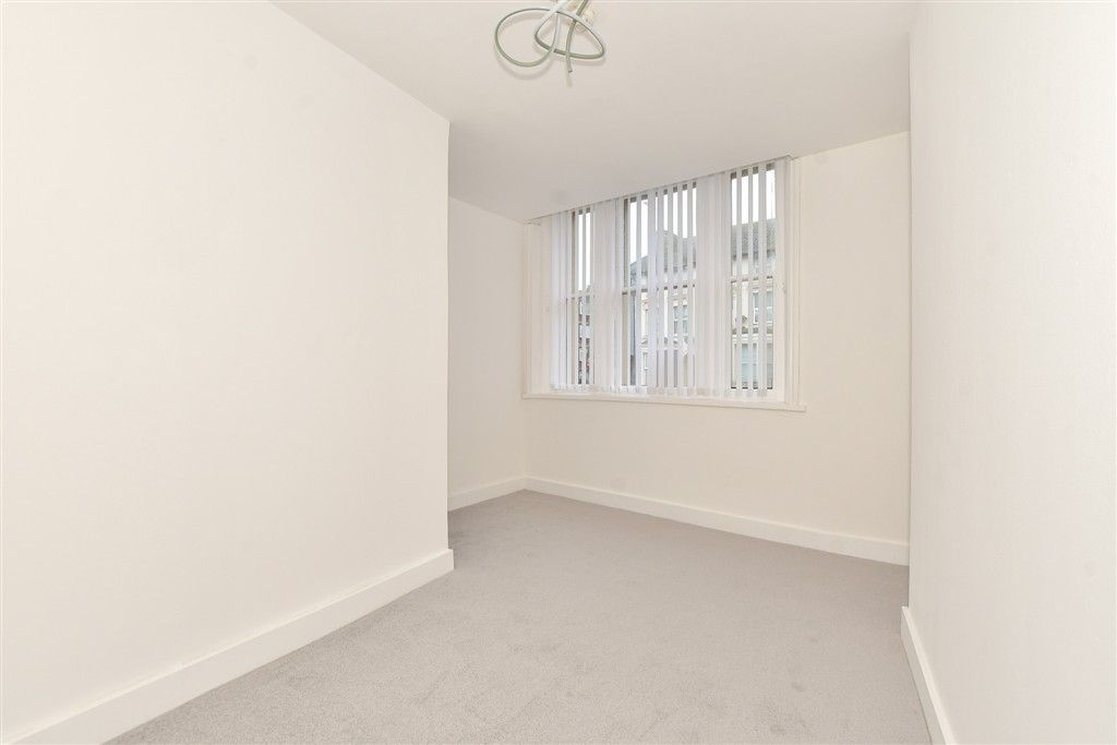 Property photo 1 of 13 Bedroom 1