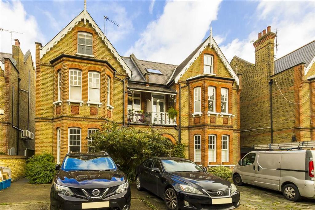 Property photo 1 of 4