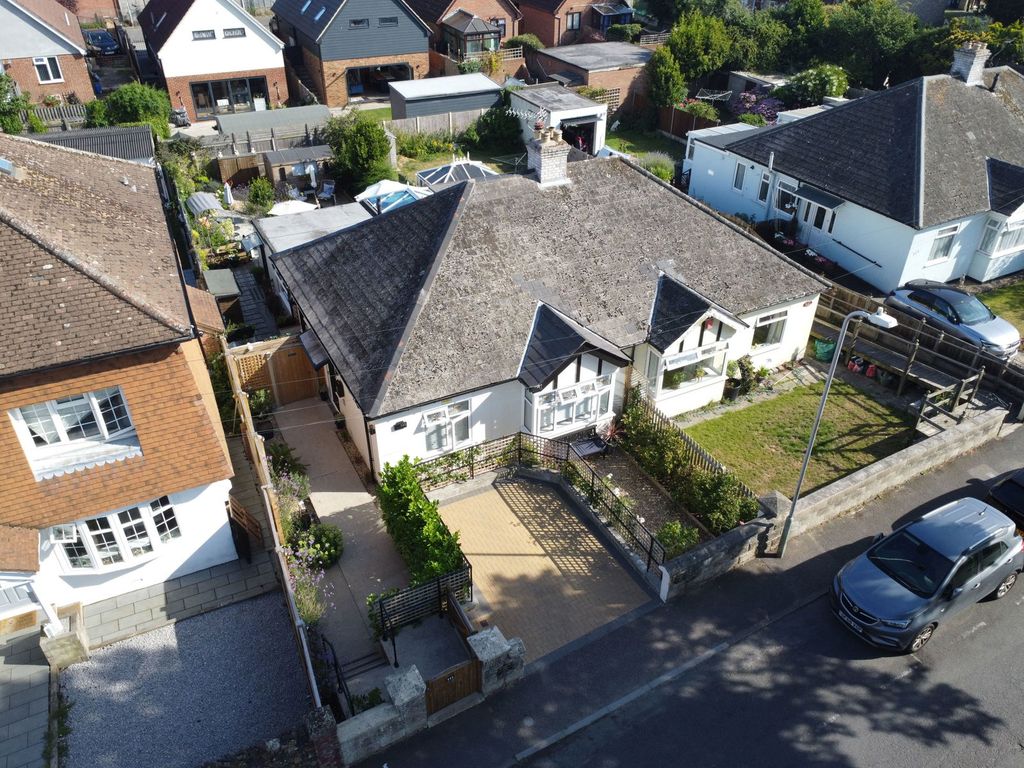 Property photo 1 of 35