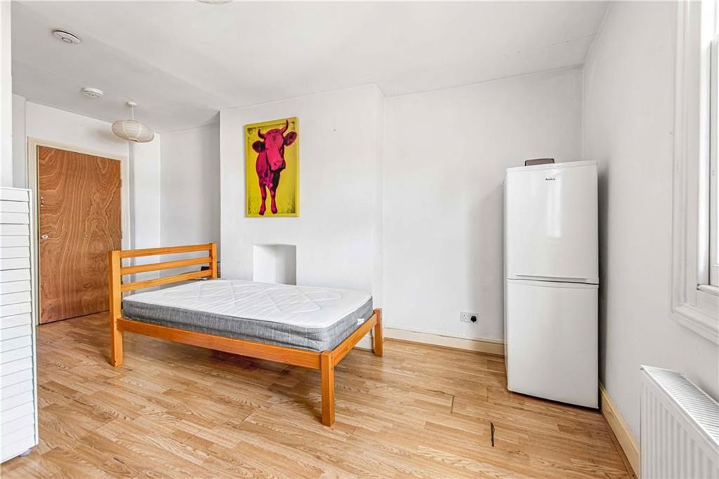 Property photo 3 of 4