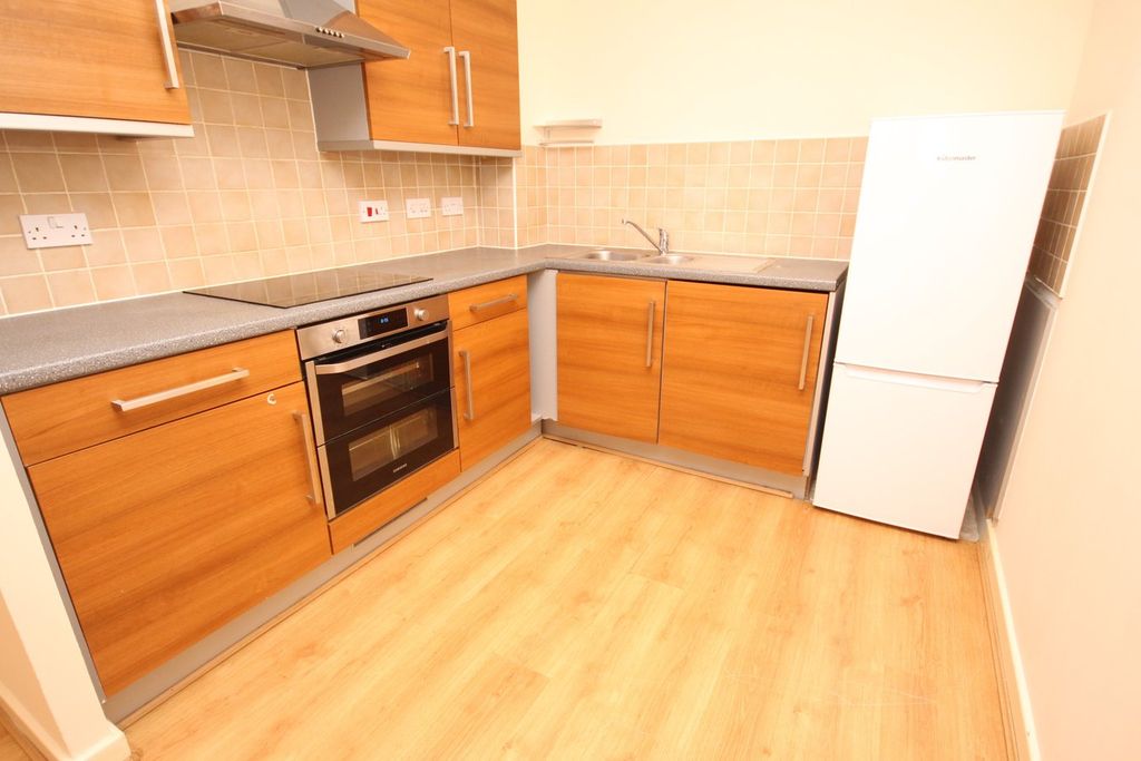 Property photo 2 of 12