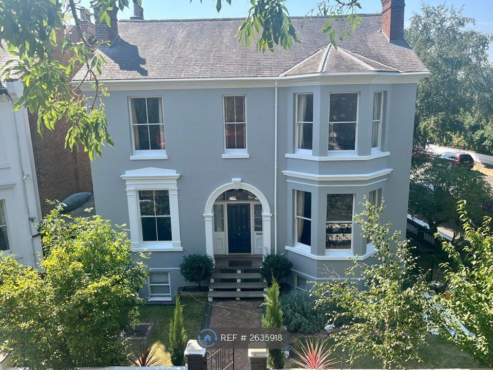 Property photo 1 of 35