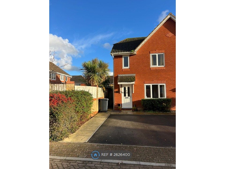 Property photo 2 of 3