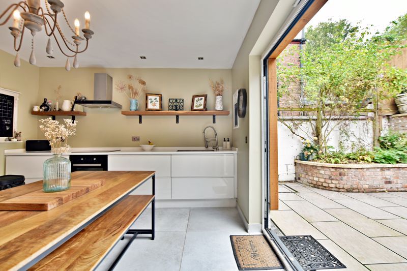 Property photo 3 of 31 Photo 5