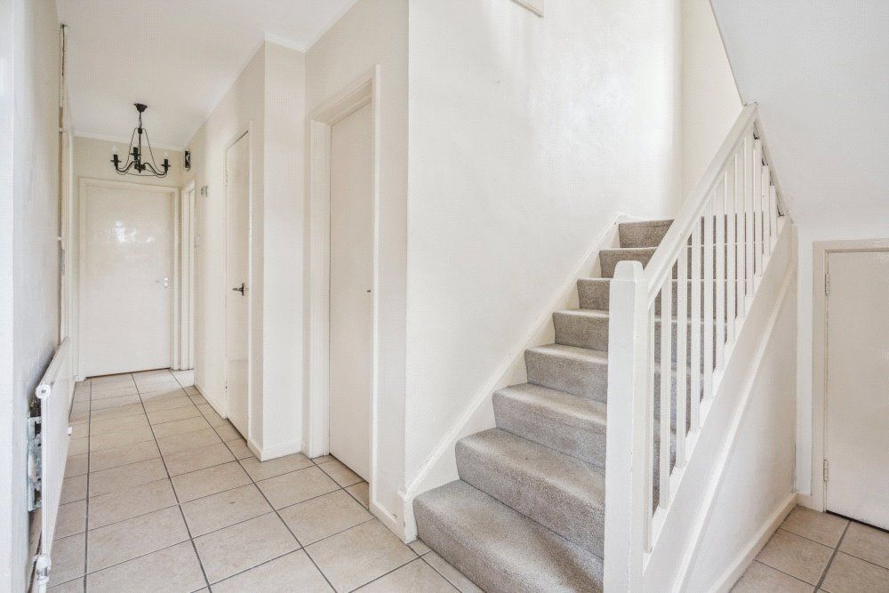 Property photo 1 of 12 11 Larsen Road