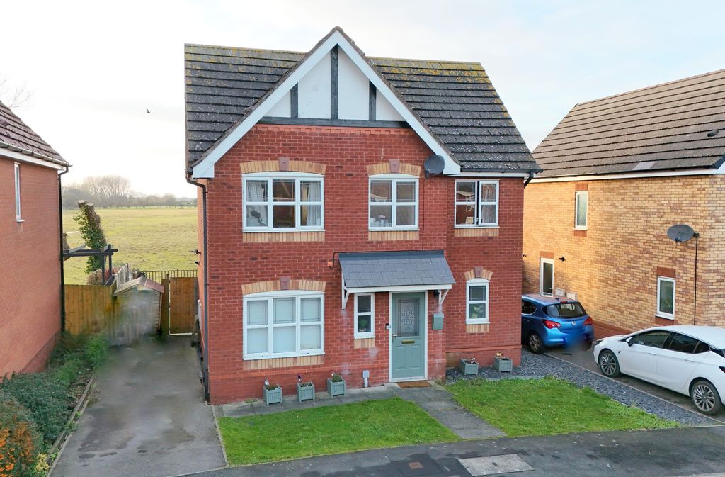 Property photo 1 of 26