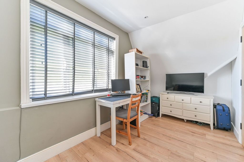 Property photo 2 of 15