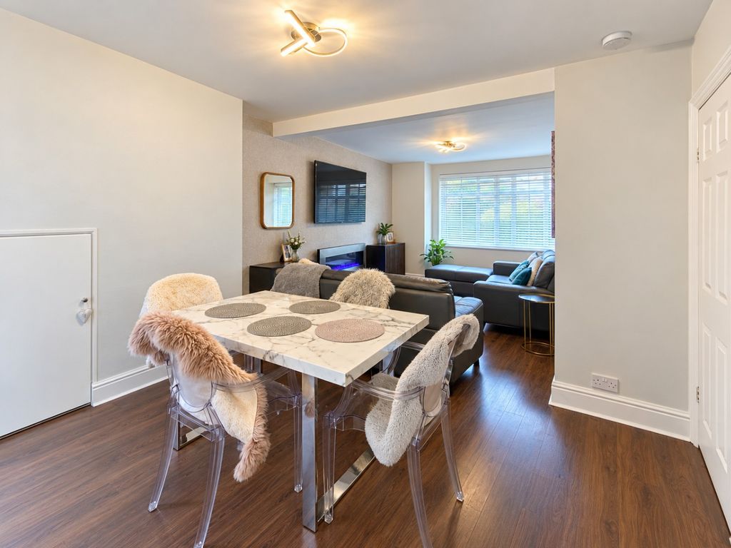 Property photo 3 of 16 6100115