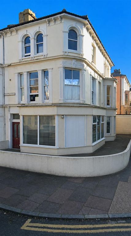 Property photo 1 of 1 Chatgpt Image Apr 27, 2026, 02_45_43 Pm.Png