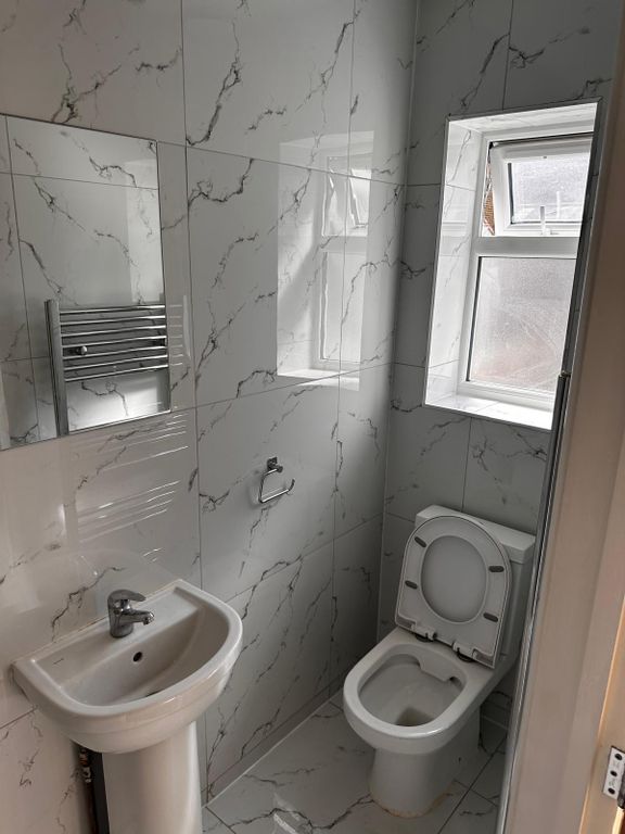 Property photo 3 of 4 Gallery