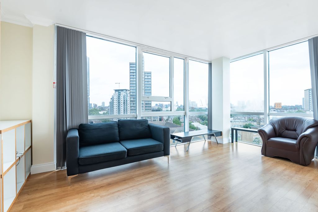 Property photo 2 of 8 856001 (2)