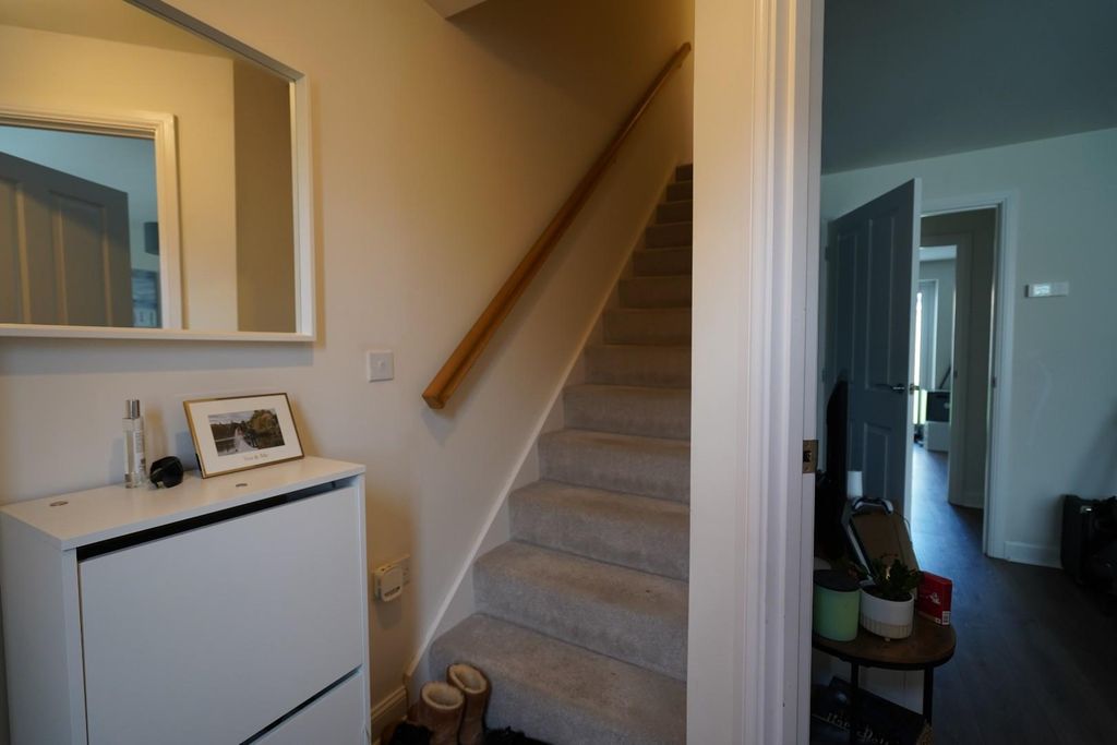 Property photo 3 of 12 Entrance Hallway