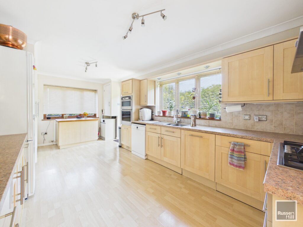 Property photo 3 of 25